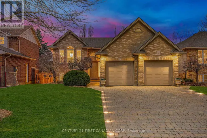 4 OAKWOOD COURT, St. Marys, Ontario N4X1B3