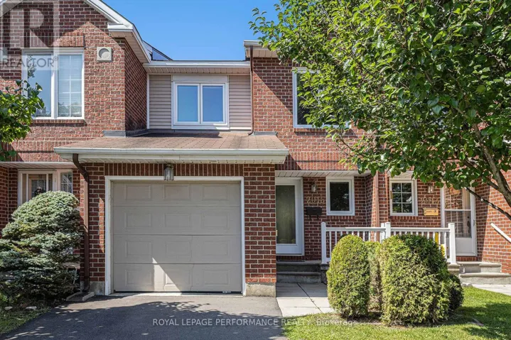 2015 SUMMERFIELDS CRESCENT, Ottawa, Ontario K1C7B4