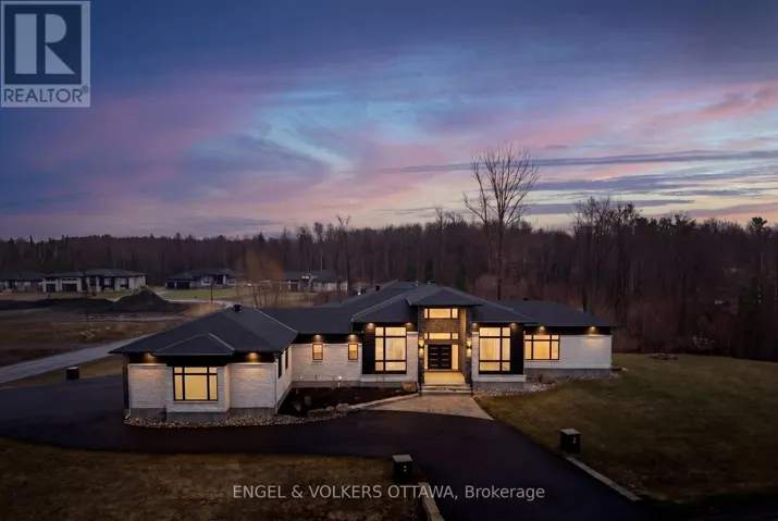 1600 NIGHTSHADE PLACE, Ottawa, Ontario K4P0C7