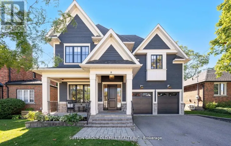 8 CUMBERLAND DRIVE, Mississauga (Port Credit), Ontario L5G3M6