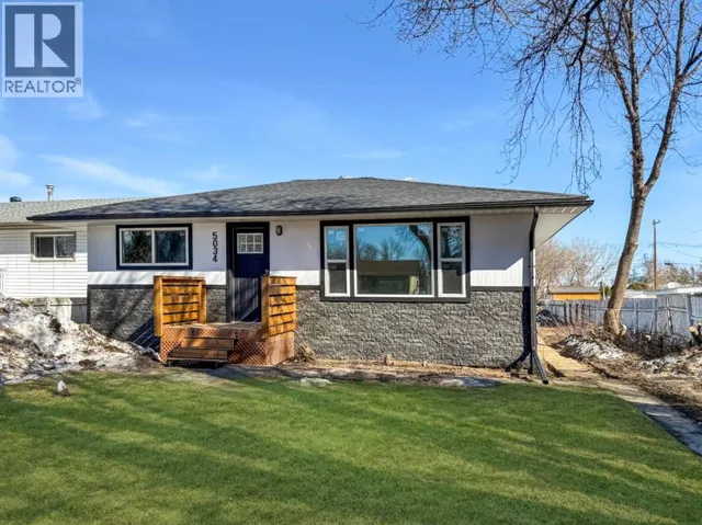 5032 55th Avenue, High Prairie, Alberta T0G1E0