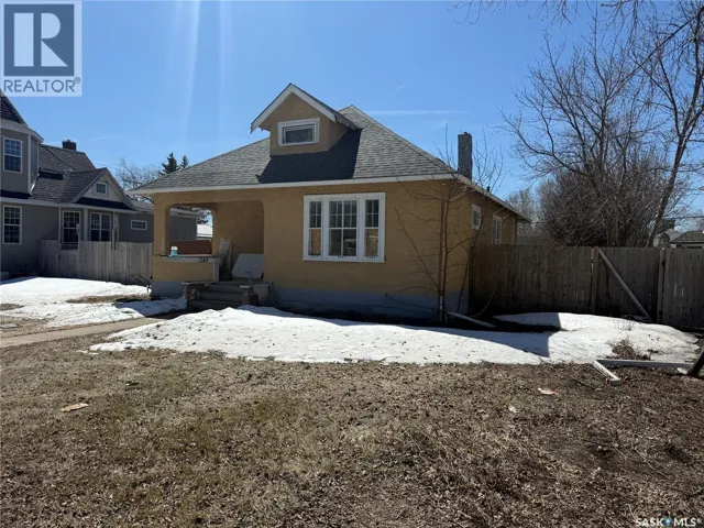 249 8th AVENUE W, Melville, Saskatchewan S0A2P0