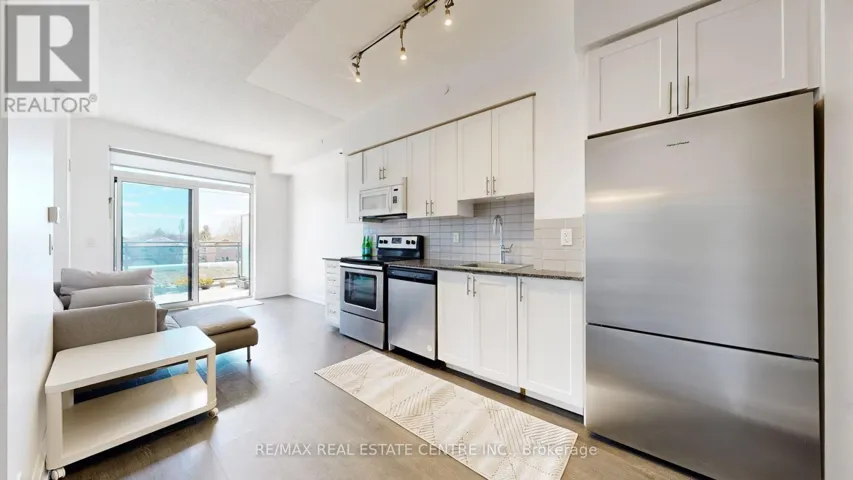 228 - 7900 BATHURST STREET, Vaughan (Beverley Glen), Ontario L4J0J9