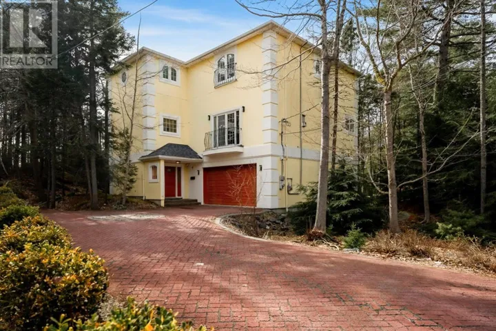 12 Falcon Place, Halifax, Nova Scotia B3M3R4