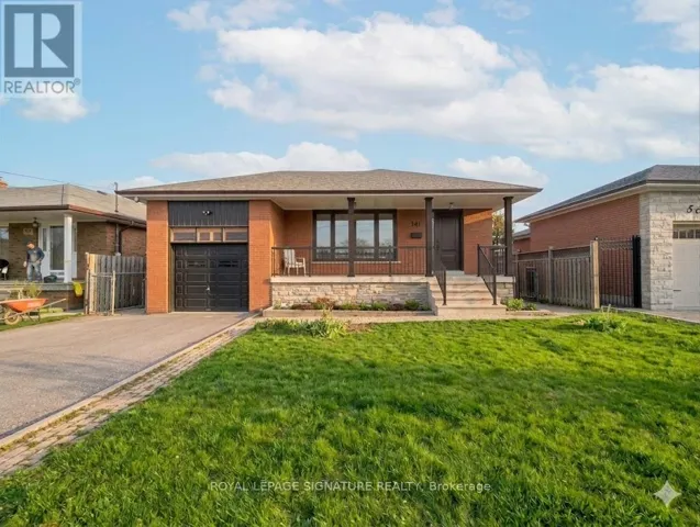 UPPER - 10 STELLA STREET, Toronto (Rustic), Ontario M6L3A7