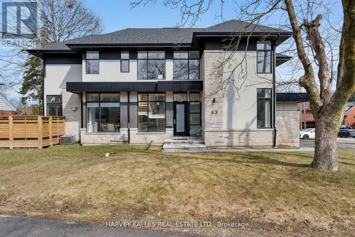 43 BALLACAINE DRIVE, Toronto (Stonegate-Queensway), Ontario M8Y4B1