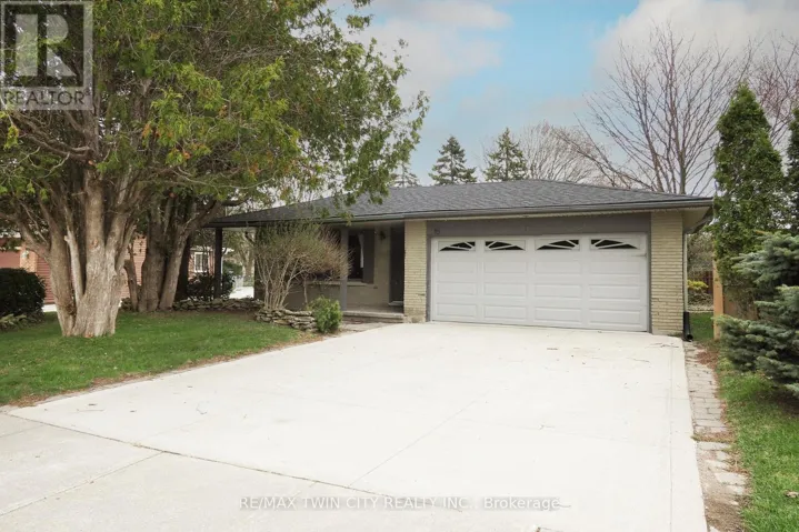 15 MOCKINGBIRD DRIVE, Woolwich, Ontario N3B1S9