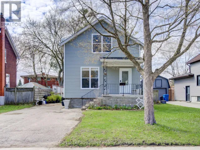 31 NORFOLK STREET, Stratford, Ontario N5A3Y6