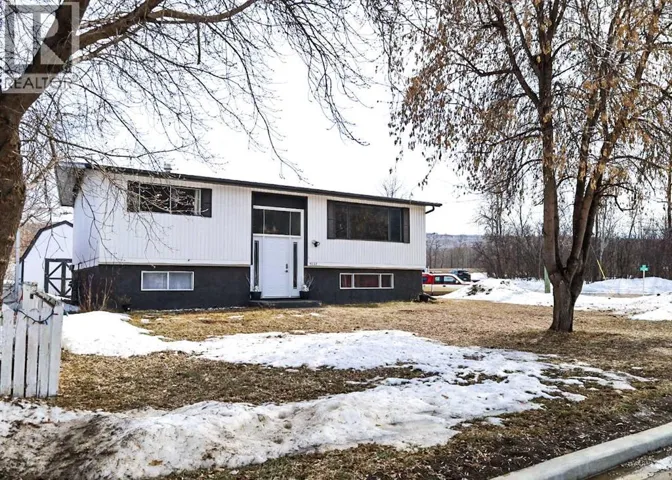 11237 91 Street, Peace River, Alberta T8S1P7