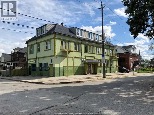 401 PARENT Unit# 2, Windsor, Ontario N9A2B9