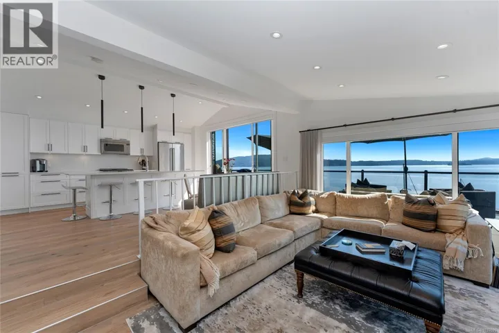 4 1723 Sandy Beach Rd, Mill Bay, British Columbia V0R2P4