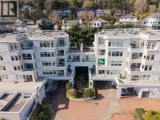 306 5110 Cordova Bay Rd, Saanich, British Columbia V8Y2K5