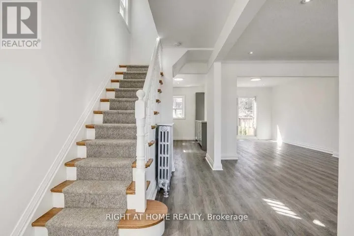 1738 BAYVIEW AVENUE, Toronto (Mount Pleasant East), Ontario M4G3C4