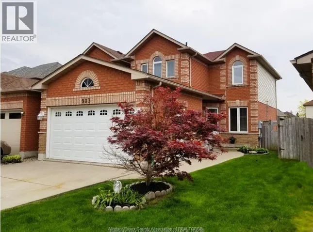 983 PEACH BLOSSOM CRESCENT, Windsor, Ontario N9G2S2