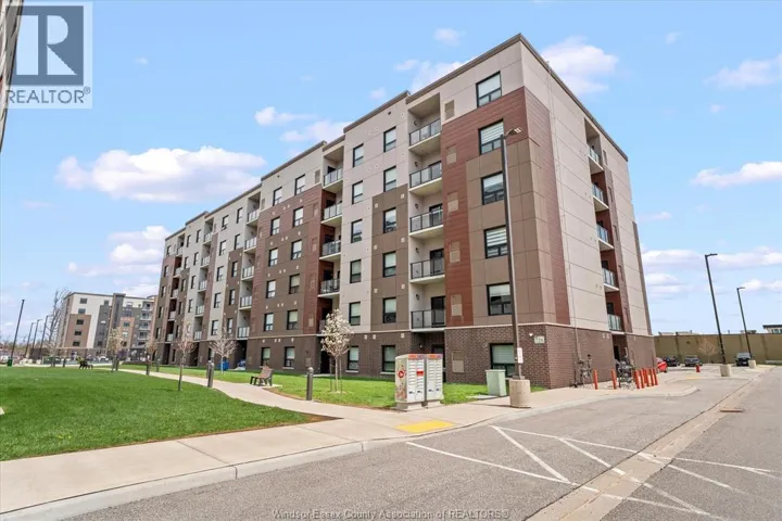 728 BROWNSTONE Unit# 610, Lakeshore, Ontario N9K0C4