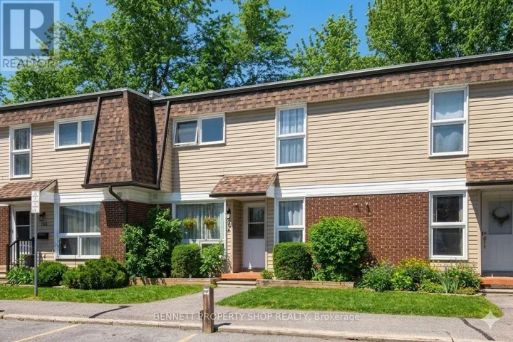 156 RUTHERFORD COURT, Ottawa, Ontario K2K1N6