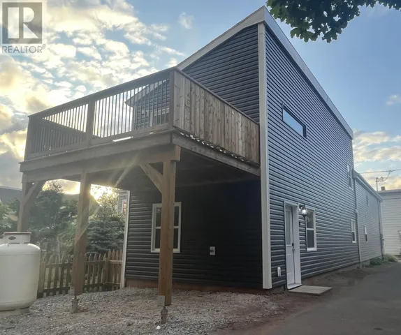 10 Chestnut Street, Charlottetown, Prince Edward Island C1A5R1