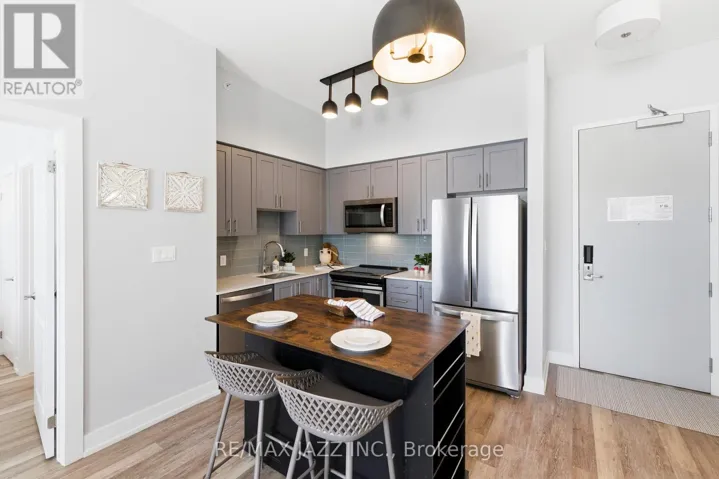 119 - 25 PEN LAKE POINT ROAD, Huntsville (Chaffey), Ontario P1H1A9