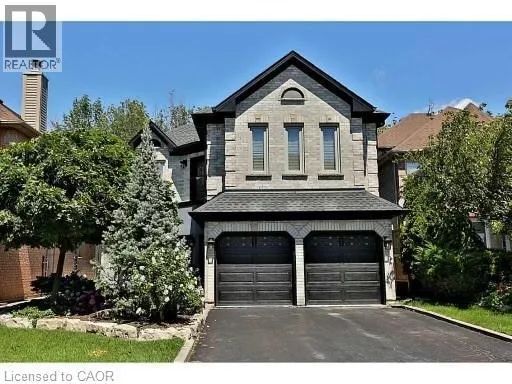 73 WATERFORD Crescent, Stoney Creek, Ontario L8E4Z7