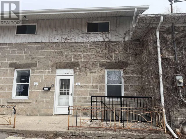 2 - 245 SPEEDVALE AVENUE W, Guelph (Junction/Onward Willow), Ontario N1H1C5