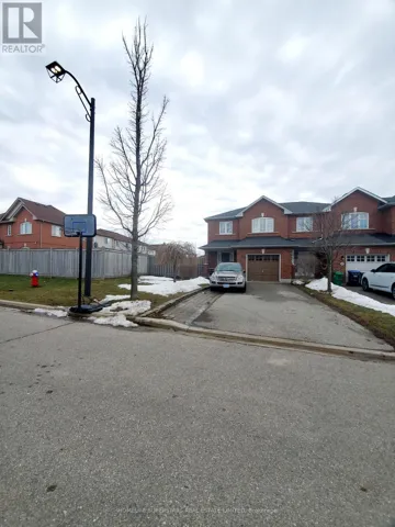 6096 WINDFLEET CRESCENT, Mississauga (East Credit), Ontario L5V2Z6