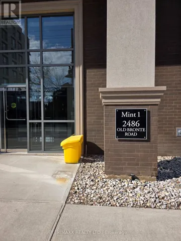 202 - 2486 OLD BRONTE ROAD NE, Oakville (WM Westmount), Ontario L6M4J2