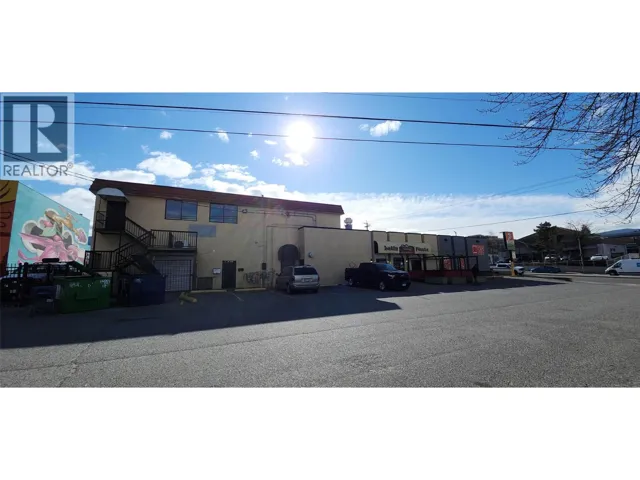400 Highway 33 W Unit# D, Kelowna, British Columbia V1Y8P8