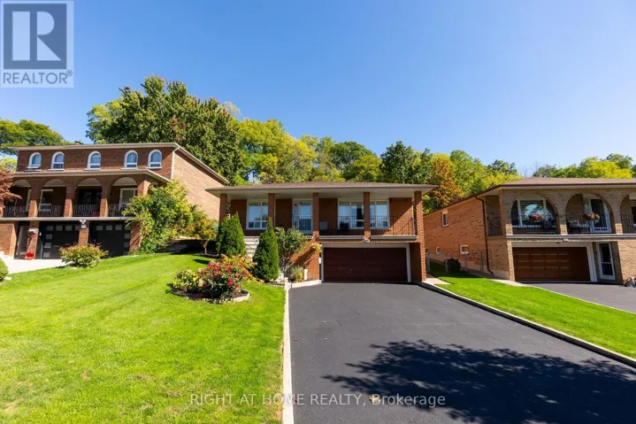 49 PIONEER LANE, Vaughan (East Woodbridge), Ontario L4L2P2