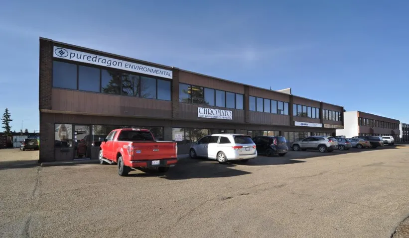 17391 17391, 17391 108 Ave NW, Edmonton, Alberta T5S1G2