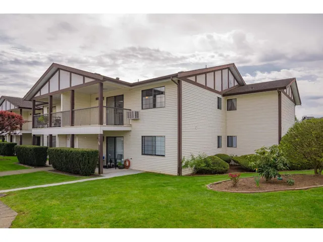 57 32718 GARIBALDI DRIVE, Abbotsford, British Columbia V2T5T6