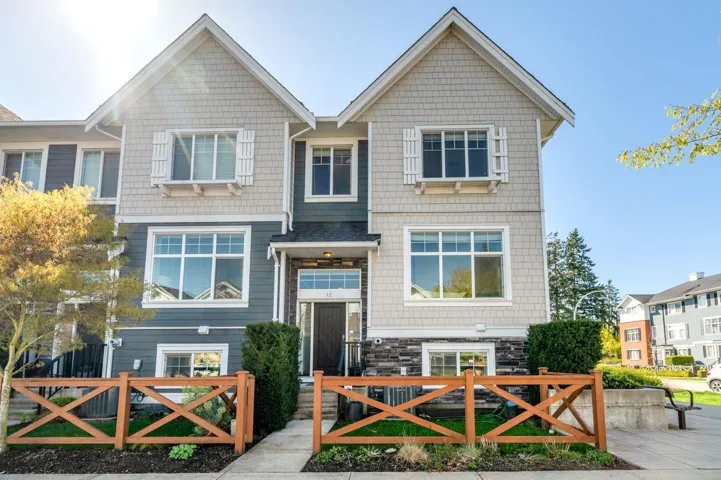 12 2239 164A STREET, Surrey, British Columbia V3Z0V1