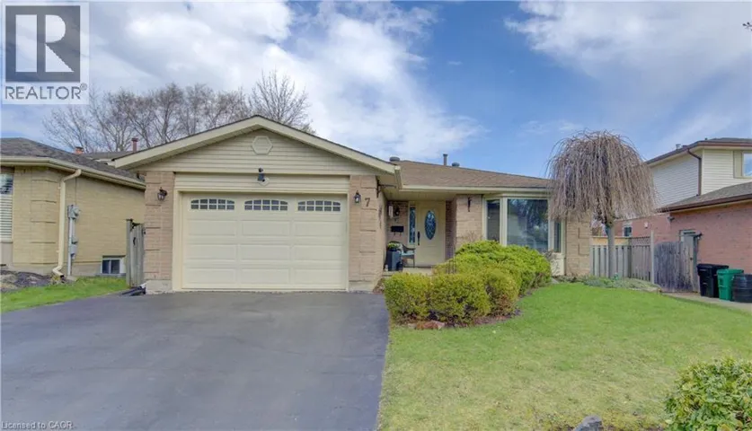 7 KILKERRAN Crescent, Kitchener, Ontario N2R1B6