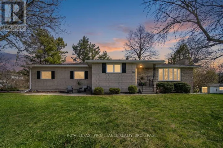 56 RIVER ROAD, Greater Napanee (Greater Napanee), Ontario K7R3H4