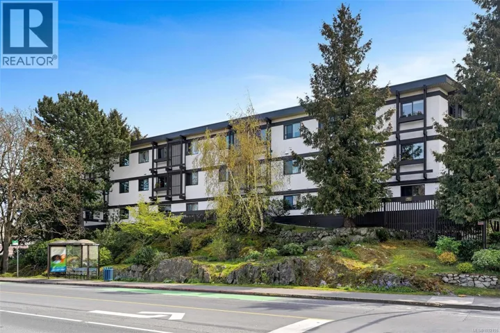 109 1975 Lee Ave, Victoria, British Columbia V8R4W9