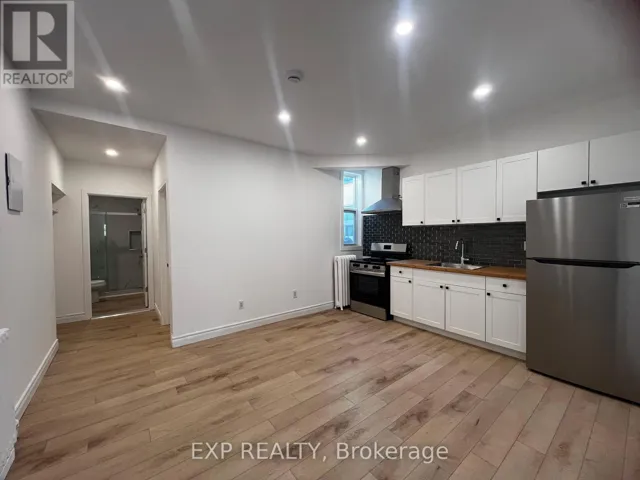 102 - 804A ST CLAIR AVENUE W, Toronto (Oakwood Village), Ontario M6C1B6