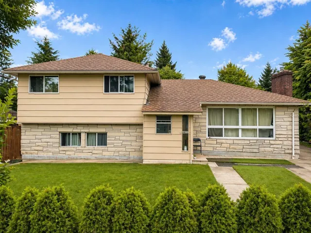 14832 103A AVENUE, Surrey, British Columbia V3R1L7