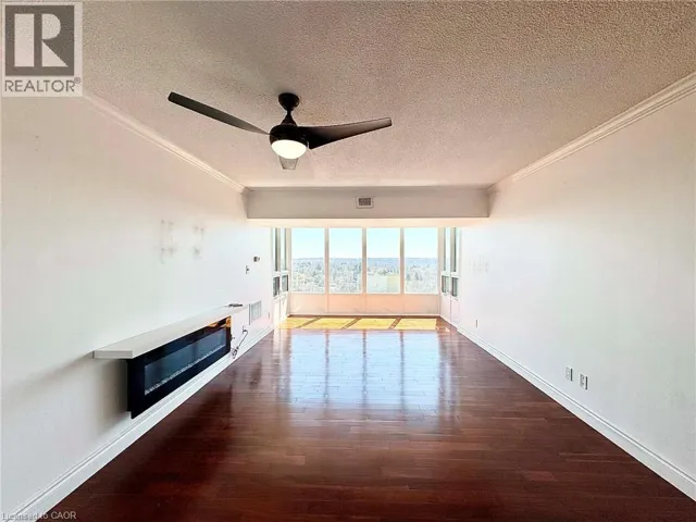 237 KING Street W Unit# 810, Cambridge, Ontario N3H5L2