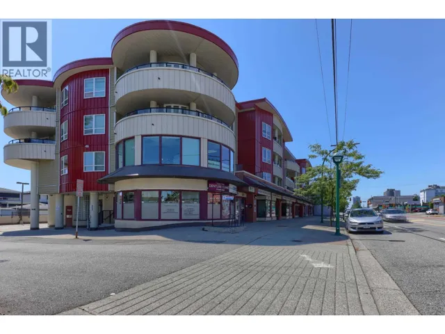 PH1 7738 EDMONDS STREET, Burnaby, British Columbia V3N1B8