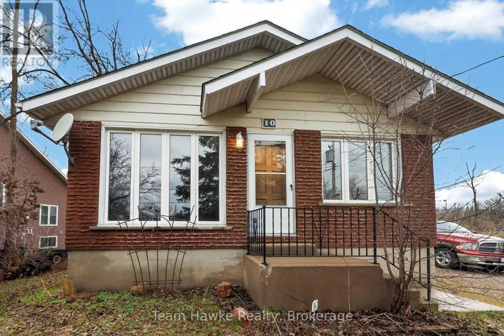 10 SUNSET CRESCENT, Severn (Coldwater), Ontario L0K1E0
