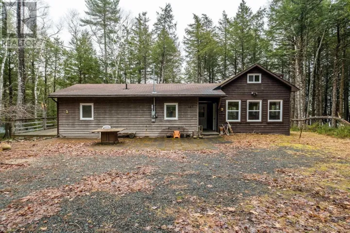 87 Edith's Point Road, South Brookfield, Nova Scotia B0T1K0