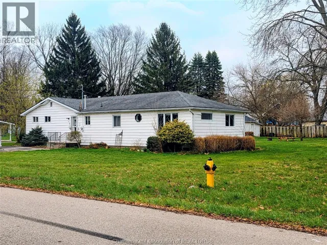 161 WALNUT STREET, Bothwell, Ontario N0P1C0