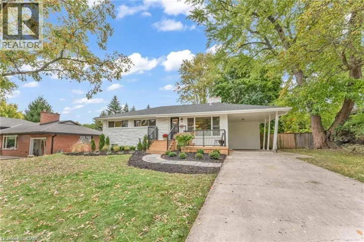 95 SENECA Drive, Ancaster, Ontario L9G3B7