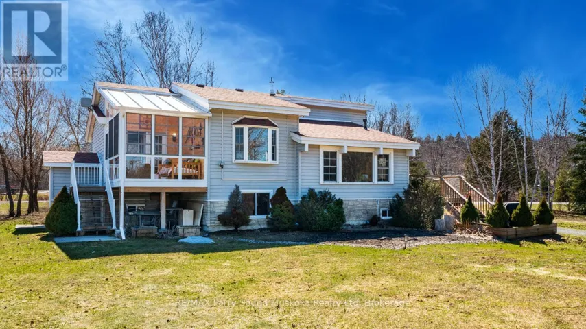 5 MEHARG DRIVE, McKellar, Ontario P2A0B5