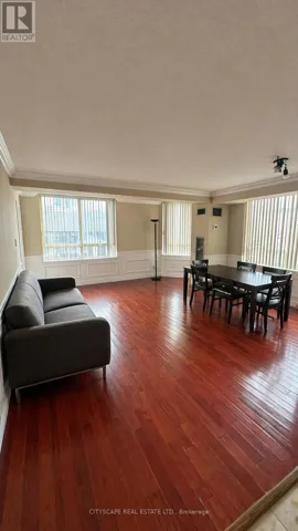 2011 - 633 BAY STREET, Toronto (Bay Street Corridor), Ontario M5G2G4