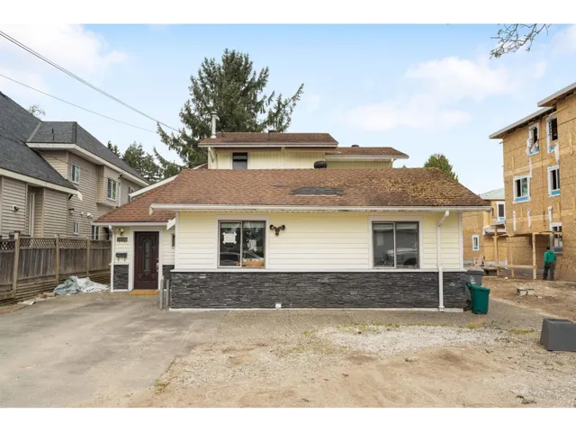 14115 110 AVENUE, Surrey, British Columbia V3R1Z3