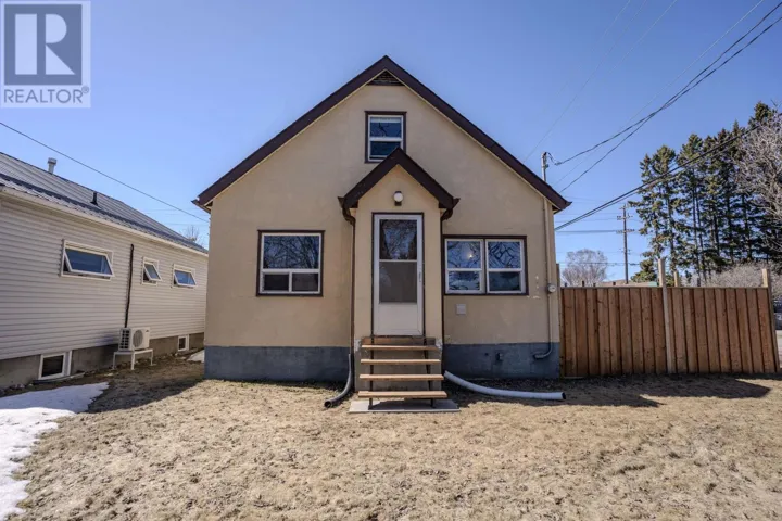 152 Rockwood AVE N, Thunder Bay, Ontario P7A6A4
