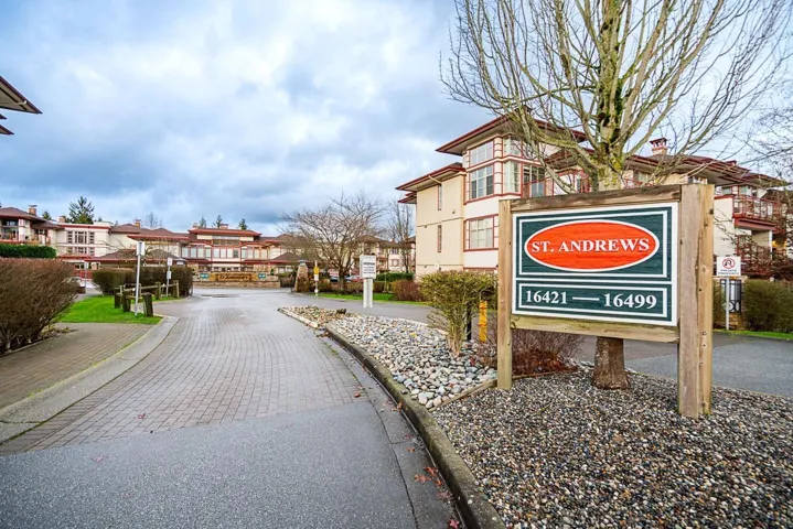 207 16421 64 AVENUE, Surrey, British Columbia V3S6V7