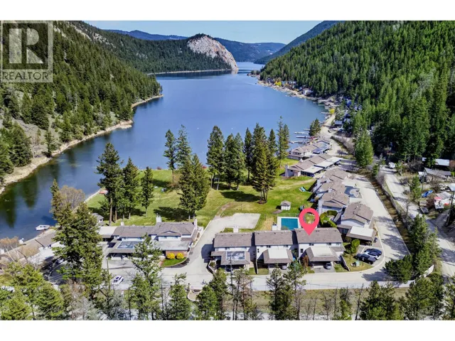 1801 Paul Lake Road Unit# 25, Kamloops, British Columbia V2H1N7