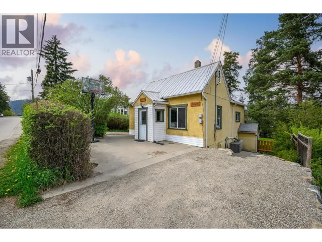 3620 Rosedale Avenue, Armstrong, British Columbia V0E1B2