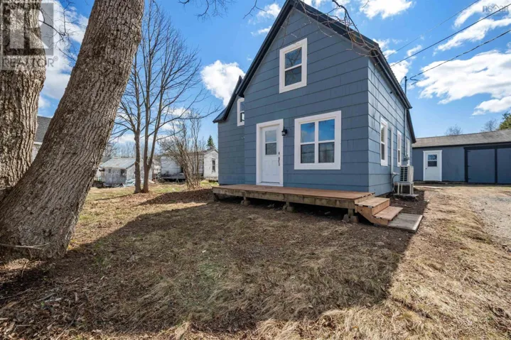 2482 Athol Road, Springhill, Nova Scotia B0M1X0